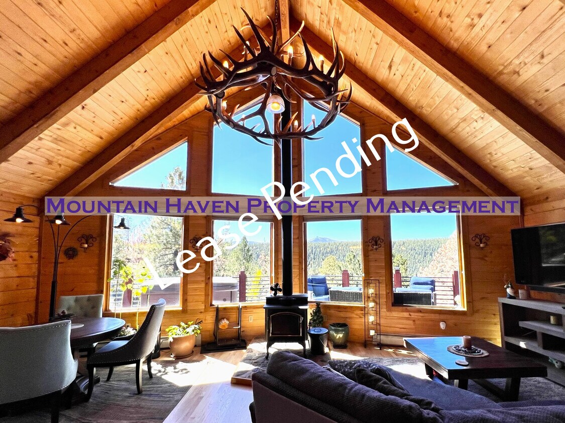Primary Photo - 621 Evergreen Rd