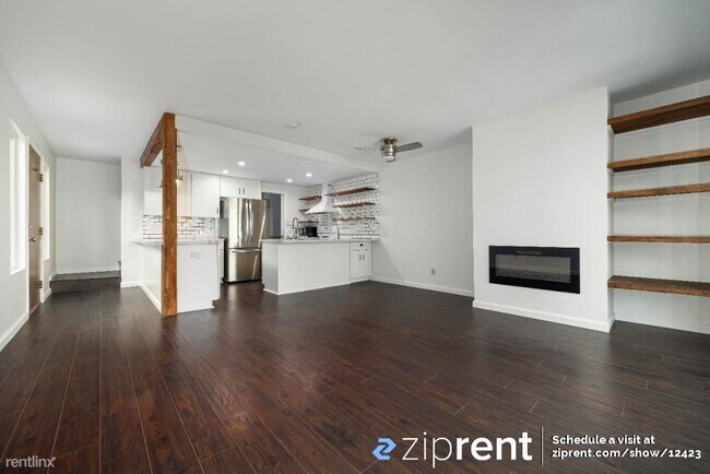 Foto del edificio - 3 br, 2 bath Townhome - 2626 46th St, San ...