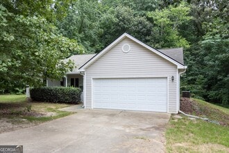 Building Photo - 2804 James Henry Dr