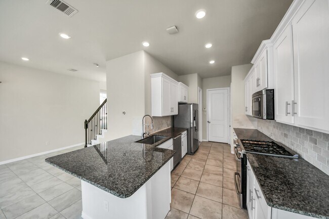 Foto del edificio - 1715 Ryon Falls Dr