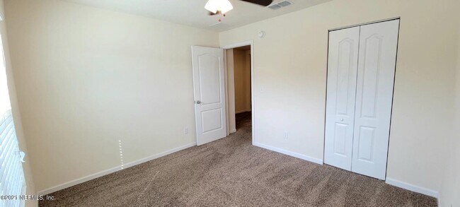 Building Photo - 2585 King Louis Dr
