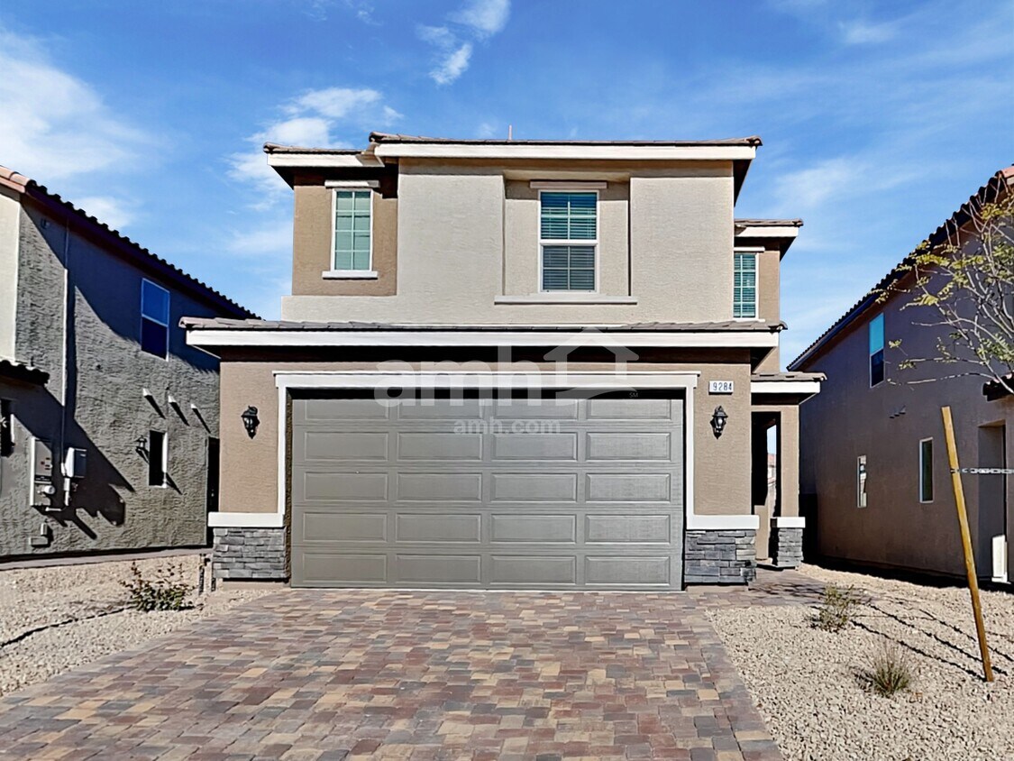 Foto principal - 9284 Garnet Gecko Ct