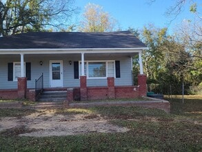 Building Photo - 601 Seale Rd