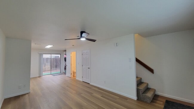 Building Photo - 2500 Lawrence St