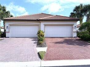 Building Photo - 9839 Haze Dr