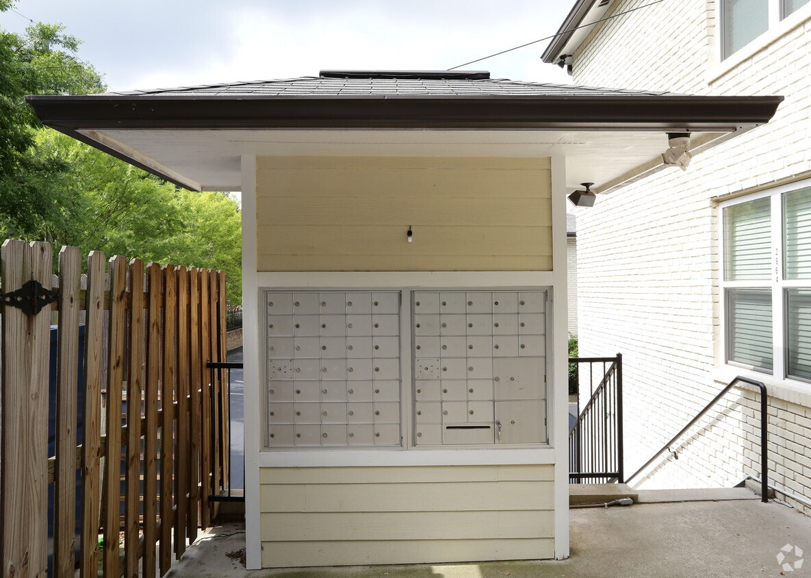 Mail - Gateway Courtyard