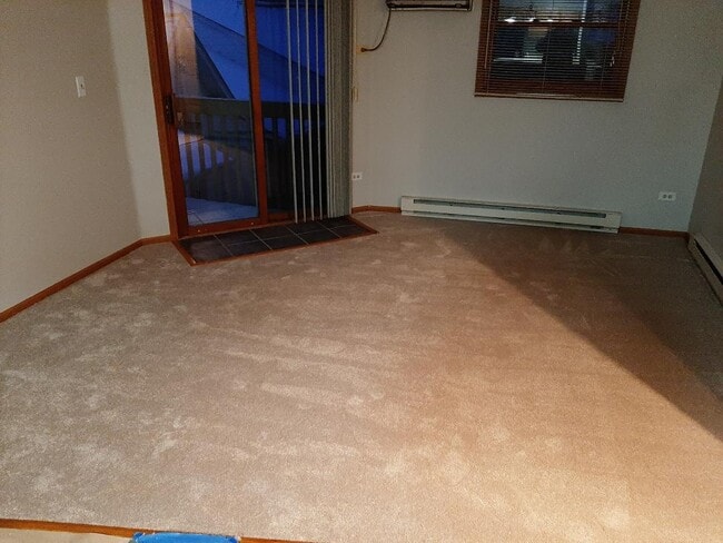 sala de estar - 1375 Cunat Ct