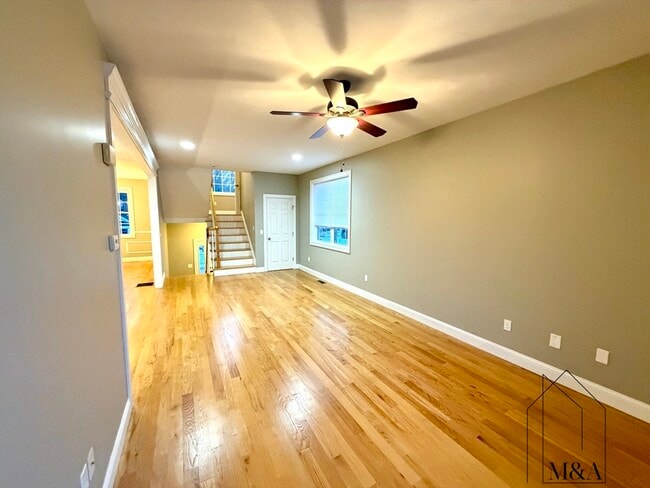 Foto del edificio - 46B Dominion Rd