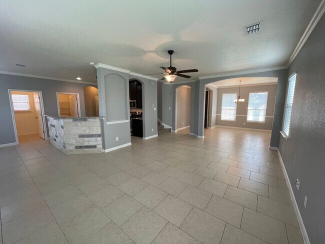 Foto del edificio - LOVELY 3 BR / 2.5 BATH IN THE GATED COMMUN...