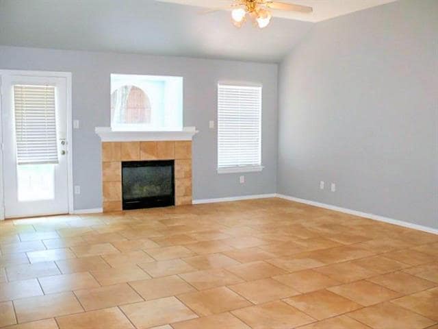 Building Photo - 1584 Meadowview Dr