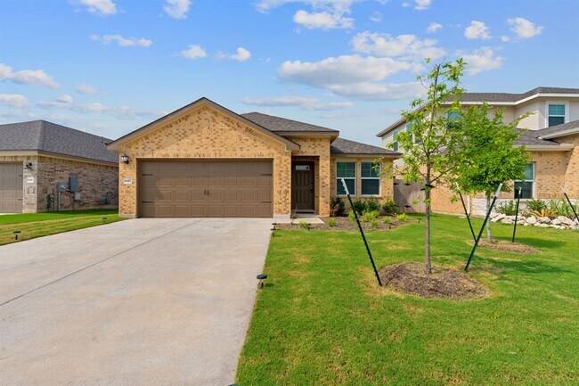 Foto del edificio - 14417 Heartland Dr