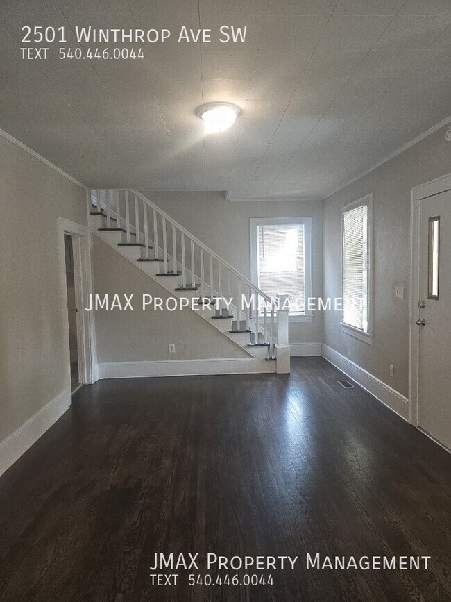 Foto del edificio - 2501 Winthrop Ave SW