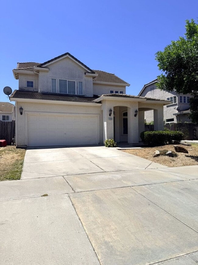 Building Photo - 1326 Tide Dr