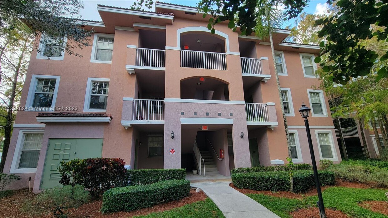 6672 W Sample Rd Unit 6672, Coral Springs, FL 33067 Condo for Rent in