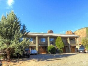 Building Photo - 130 Canyon Cir Dr