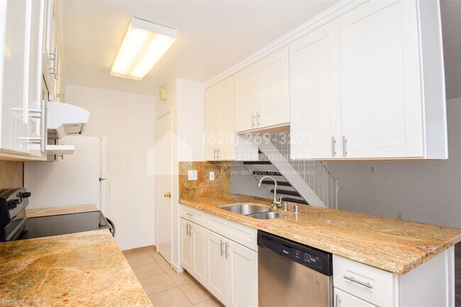 Foto del edificio - 2 br, 1 bath Condo - 820 Blossom Hill Rd U...