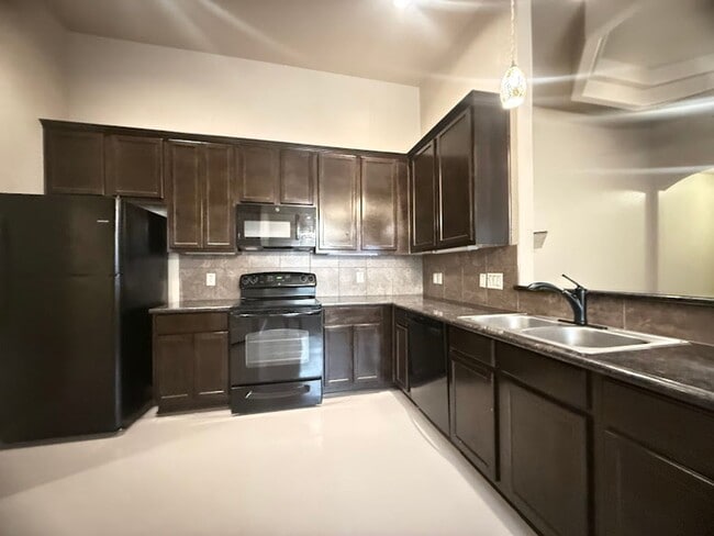 Foto del edificio - Charming 3/2 Duplex in NBTX