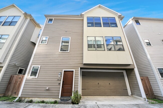 Foto del edificio - 916 W 20th St