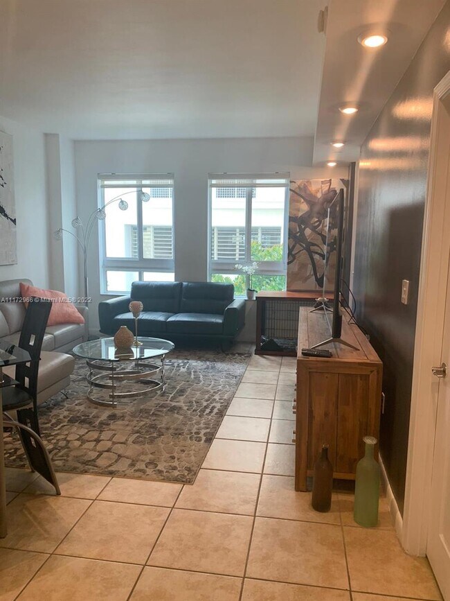Foto del edificio - 7350 SW 89th St