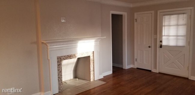 Building Photo - 2 br, 1 bath House - 5651 Granada Ln