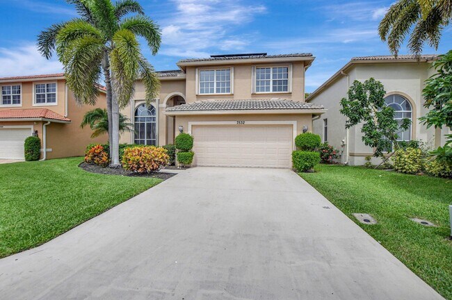 Building Photo - 7532 Colony Palm Dr
