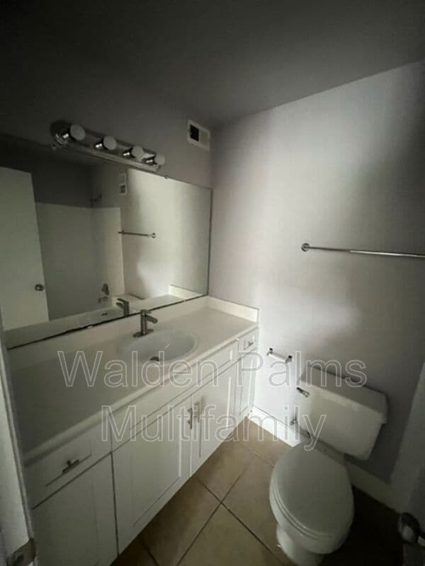 Building Photo - 4772 Walden Cir