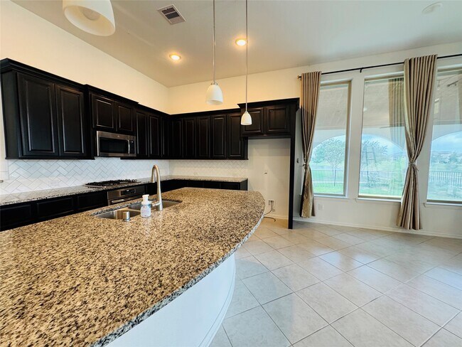 Foto del edificio - 8403 Terrace Valley Cir