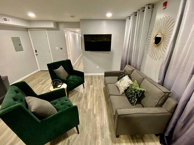 Foto del edificio - 743 N 44th St