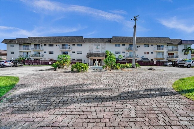 Foto del edificio - 8475 SW 94th St
