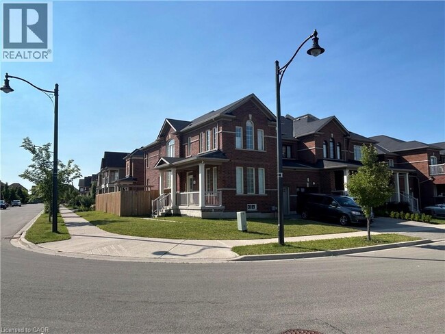 Building Photo - 57 Macbean Cres