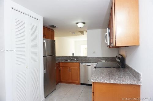 Foto del edificio - 12308 NW 11th St