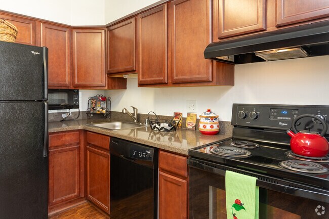Cocina modelo - Burnam Woods Aparments