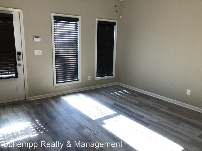 Building Photo - 3 br, 2 bath House - 1015 E. Muhammed Ali ...