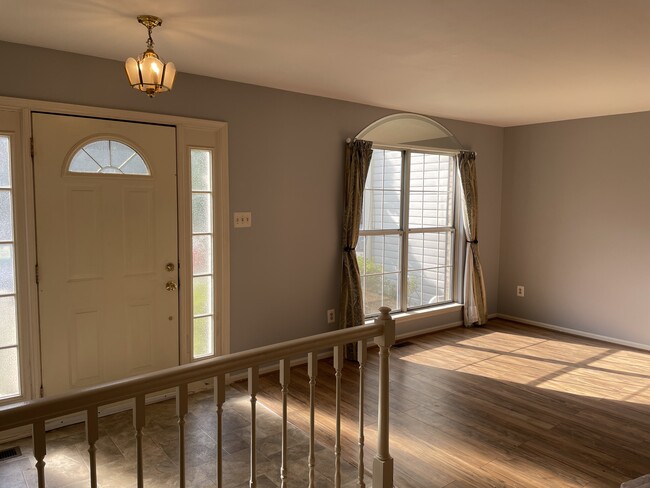 Building Photo - 11 Lambeth Bridge Ct