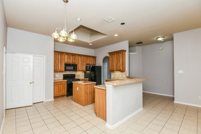 Foto del edificio - 1100 Hillwood Dr