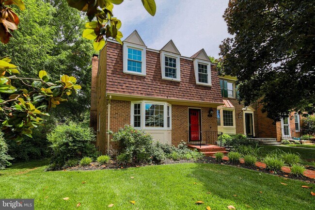 Building Photo - 8201 Dr Craik Ct