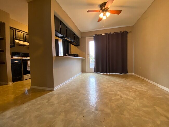 Eating Area - 61 Gates St