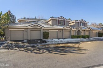 Building Photo - 900 S Meadows Pkwy