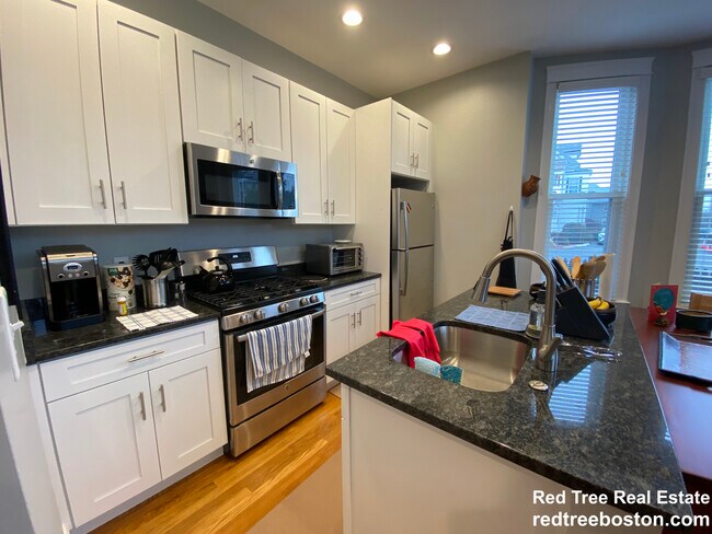 Foto del edificio - 405 S Huntington Ave