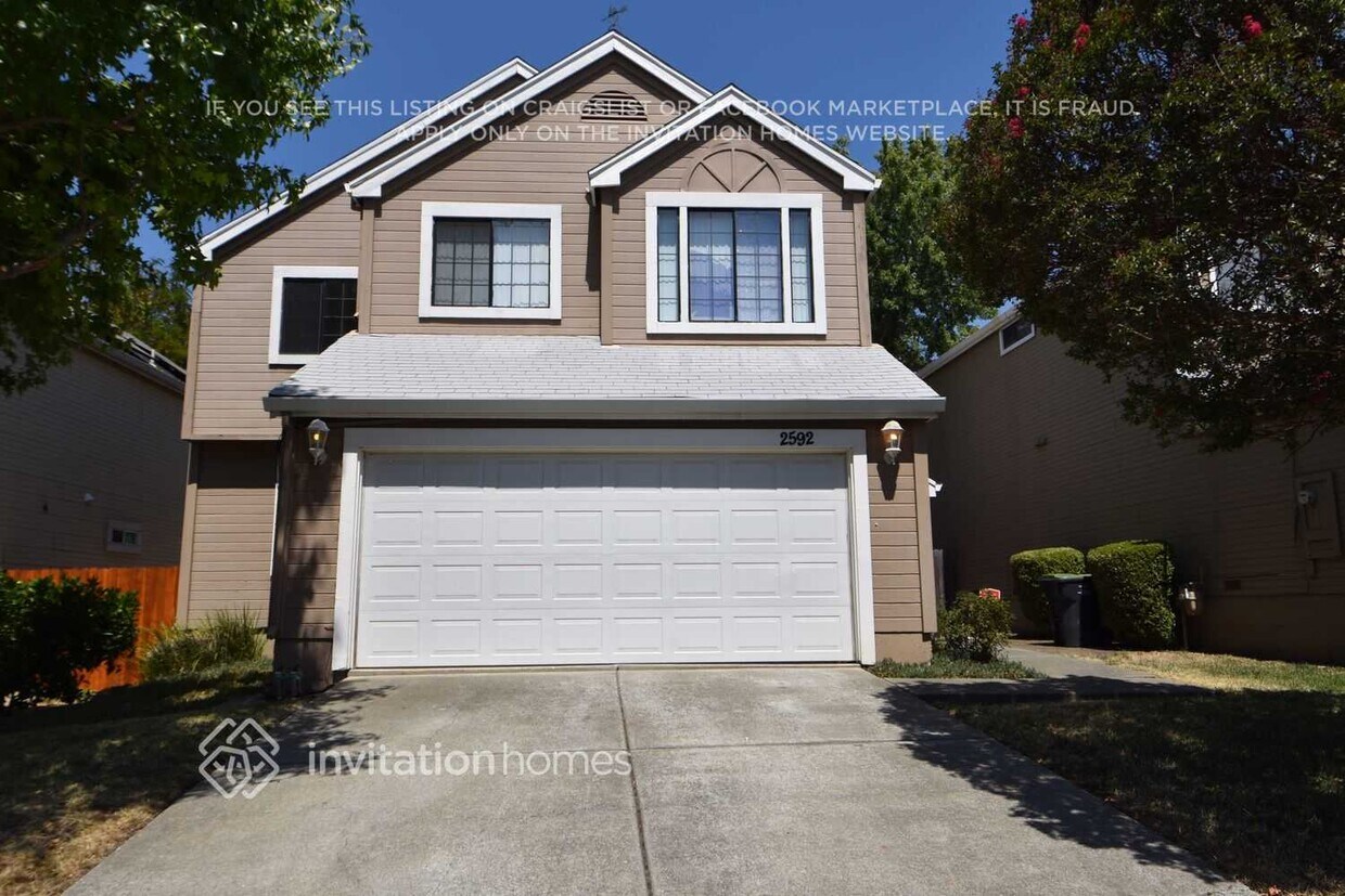 Foto principal - 2592 Clipper Ln