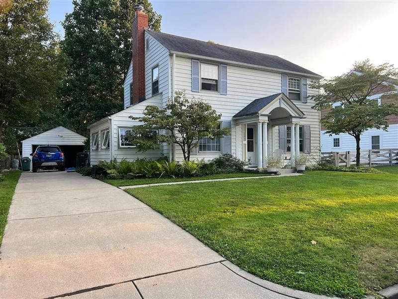 Primary Photo - Sweethome 4