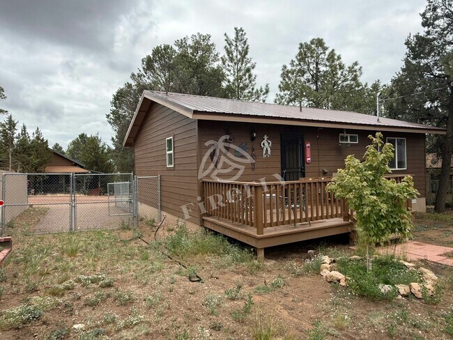 Foto del edificio - 1982 Stagg Run