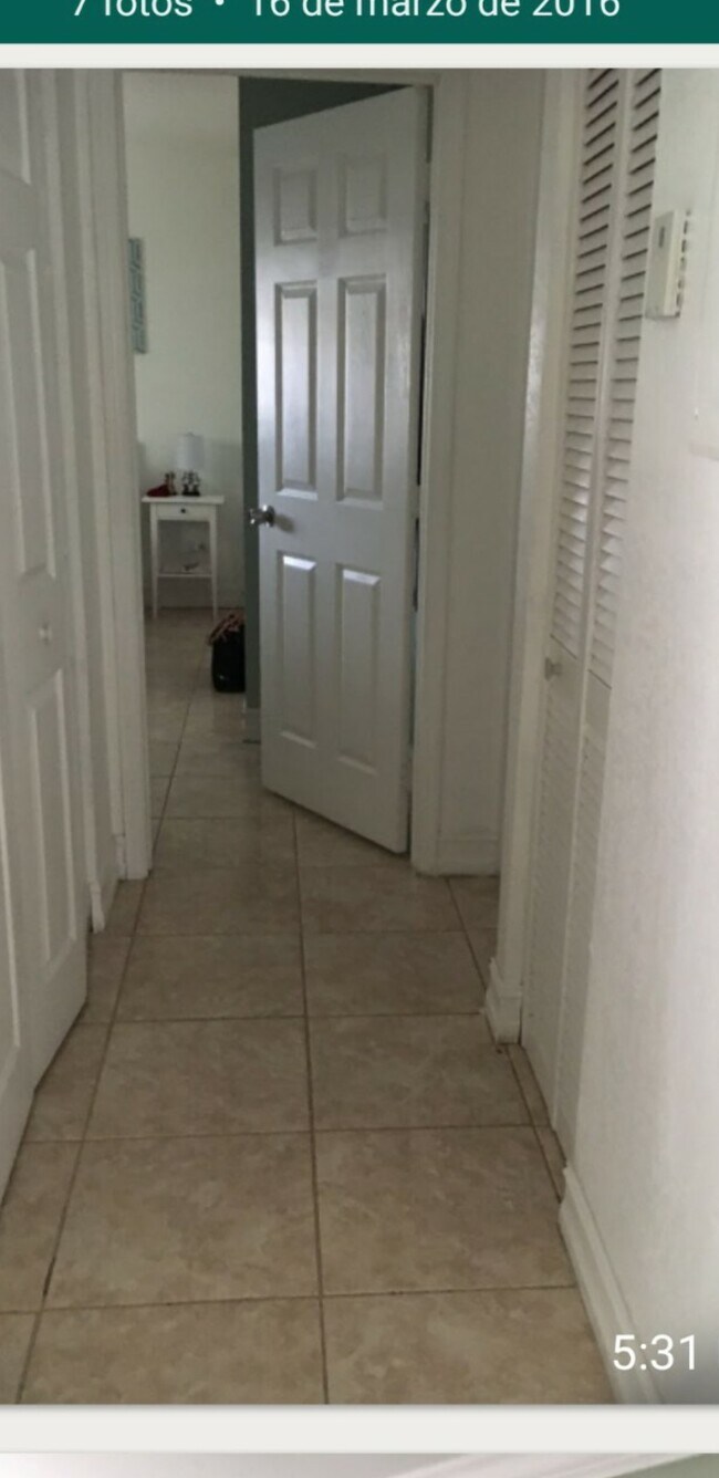 Foto del edificio - 1925 Madison St