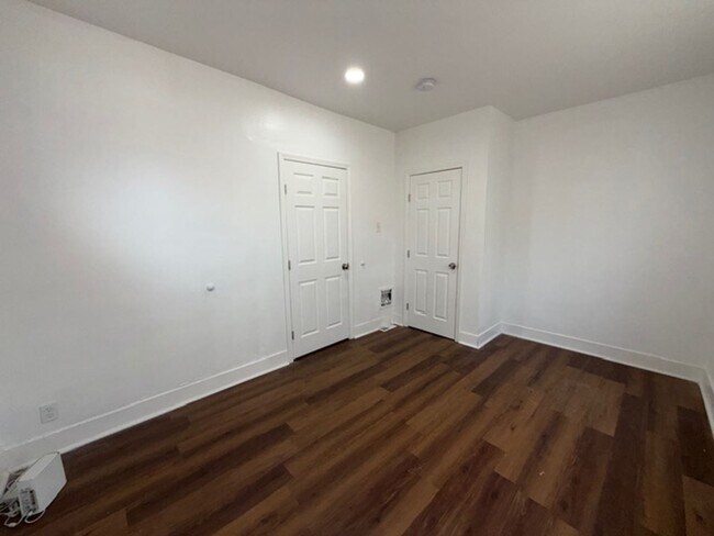 Foto del edificio - 3956 Pennsylvania Ave