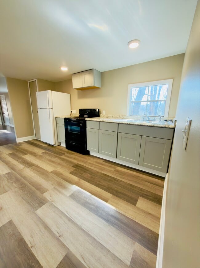 Foto del edificio - 54 Mountain Crst MHP Dr