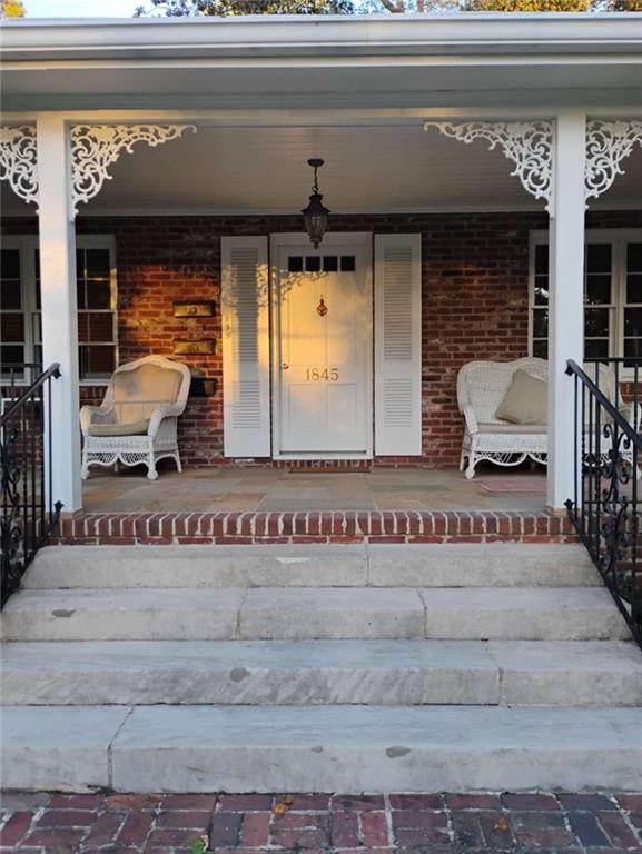 Foto principal - 1845 Monroe Dr NE