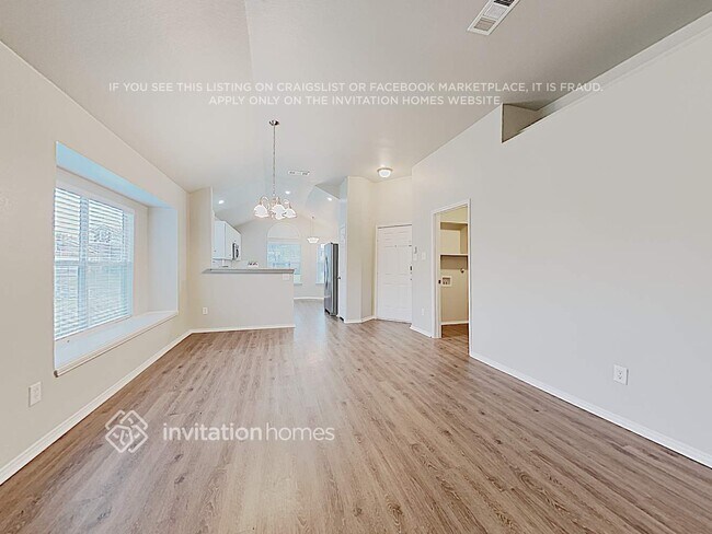 Foto del edificio - 209 Tanglewood Pl