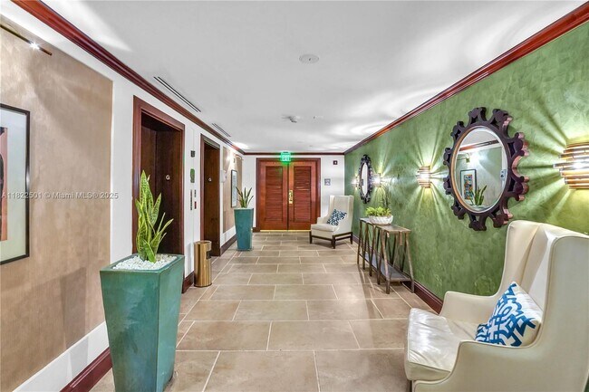 Foto del edificio - 2951 S Bayshore Dr