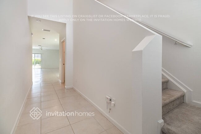 Foto del edificio - 1726 Diablo Cir SW