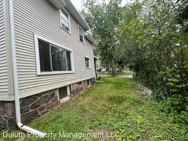 Building Photo - 5 br, 2 bath House - 1001 N 12th Ave E